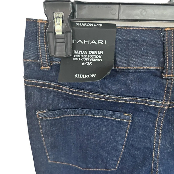 Tahari Sharon Jeans size 6/28 New with tags - Picture 10 of 13